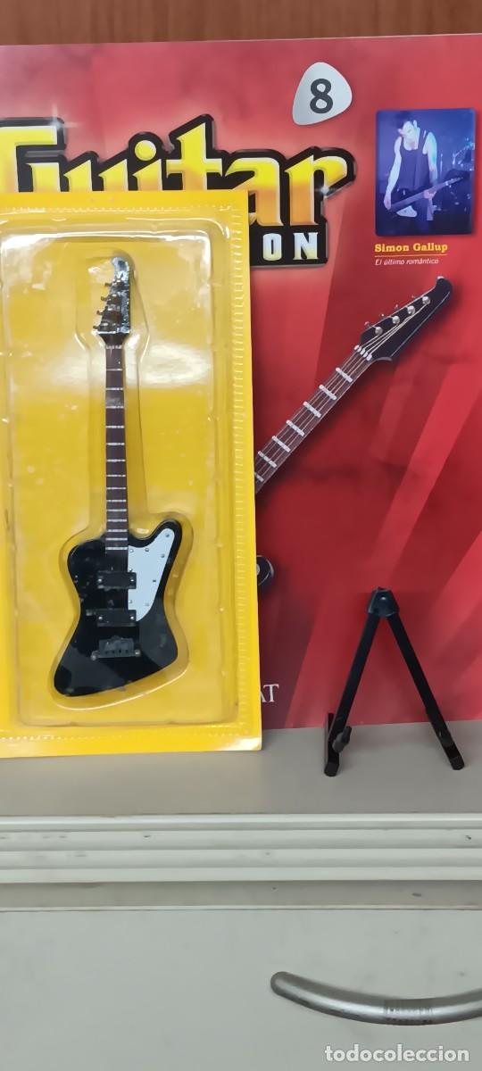Musical instruments: GUITARRA SIMON GALLUP n&ordm;08 COLECION GUITARRAS SALVAT