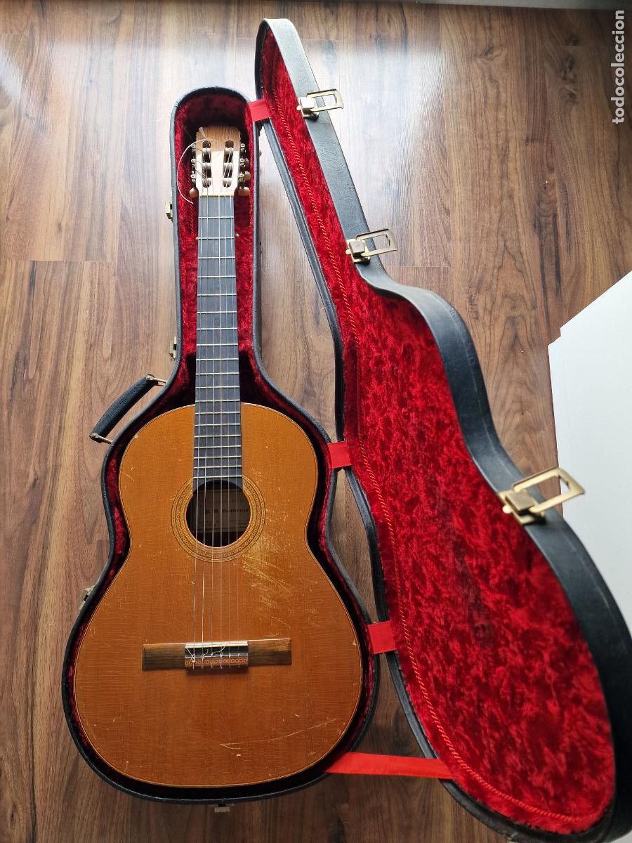 Instrumentos musicales: GUITARRA CL&Aacute;SICA DE ESTUDIO SUPERIOR M.G. CONTRERAS A&Ntilde;OS 70