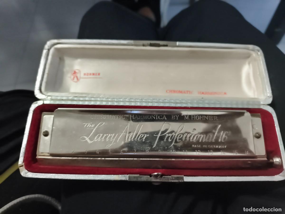 Instrumentos musicales: CHROMATIC HARMONICA BY M.HOHNER LARRY ADLER PROFESIONAL 16