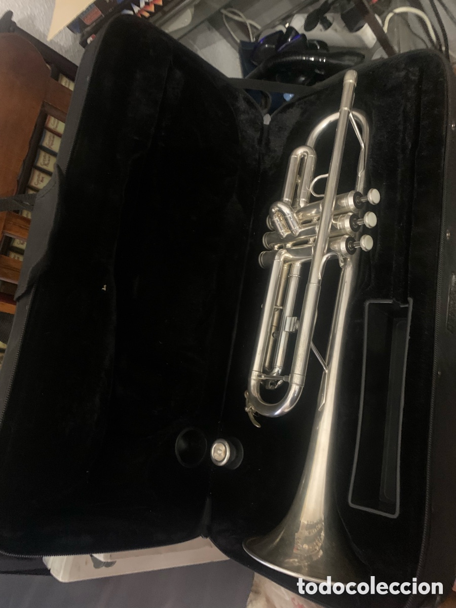 Instrumentos musicales: TROMPETA J.MICHAEL JAPON CON MALETA