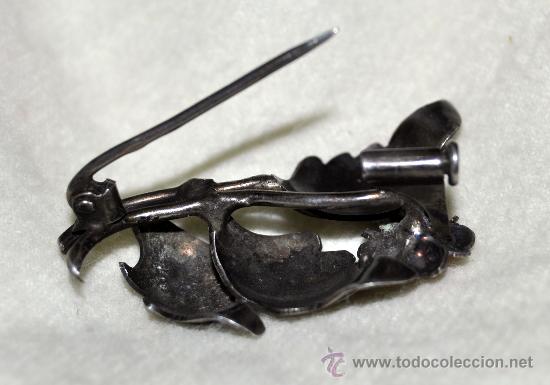 Joyeria: BROCHE DE PLATA, PLATA DORADA Y CORAL - Foto 3