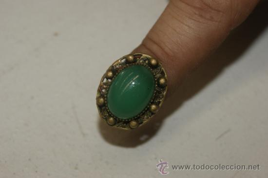 Joyeria: Antiguo anillo de bronce con piedra - Foto 2