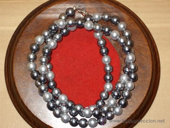 Joyeria: COLLAR DE PERLAS BLANCAS Y GRISES. - Foto 3