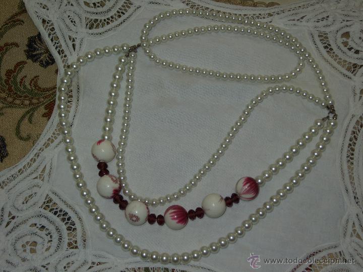Joyeria: COLLAR DE PERLAS CON CRISTALES MORADOS Y BOLAS CON DIBUJO. - Foto 3