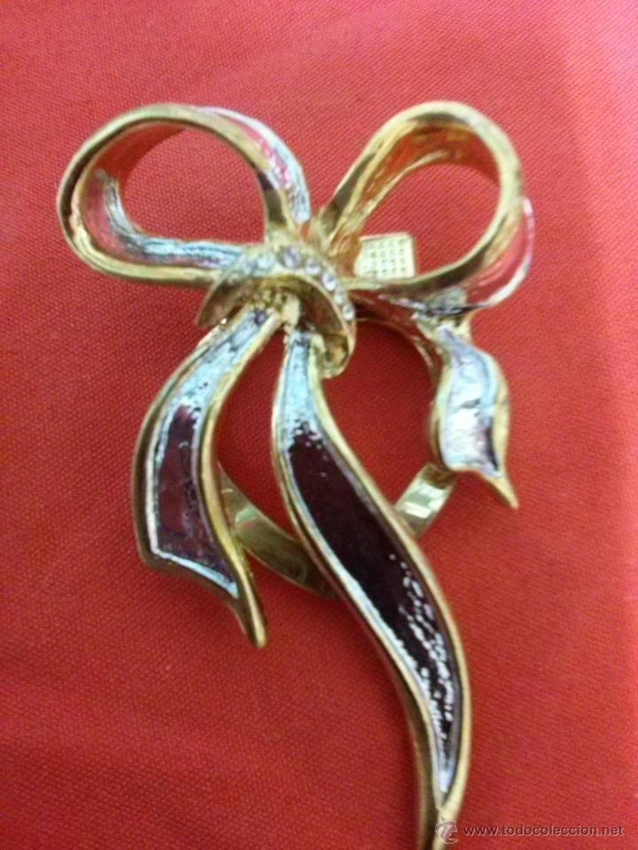 Joyeria: BROCHE DE PA&Ntilde;UELO  EN FORMA DE LAZO BA&Ntilde;ADO EN ORO - Foto 1