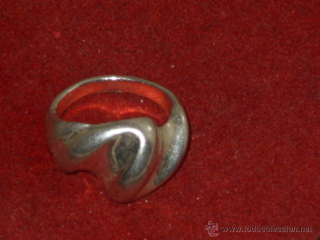 Joyeria: ANILLO DE PLATA MACIZO,ESTILO MODERNISTA,CON CONTRASTE. - Foto 2