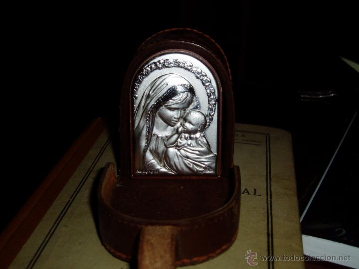Joyeria: Virgen con ni&ntilde;o de plata contrastada - Foto 1