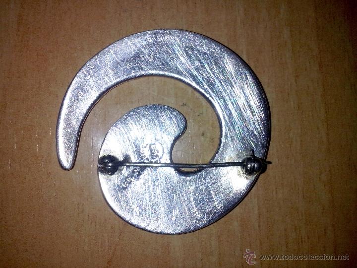 Joyeria: broche de plata y esmalte con contrastes - Foto 2