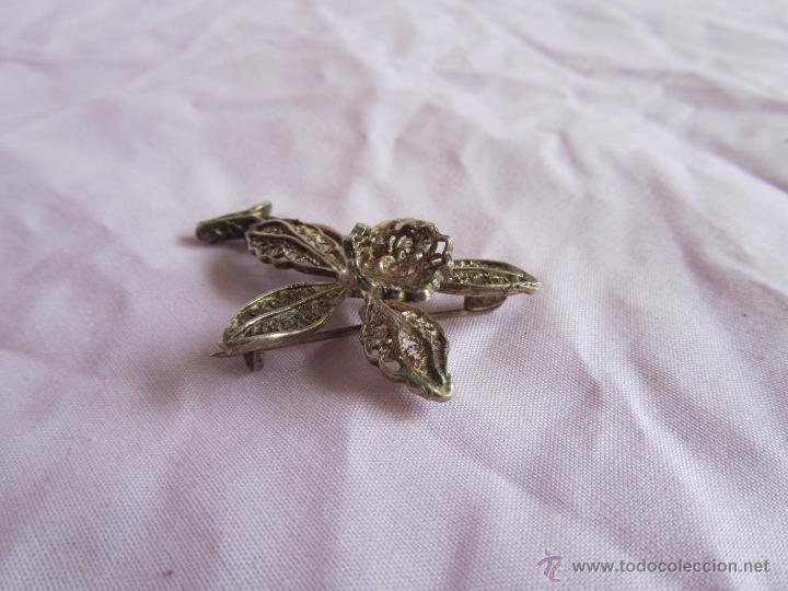 Joyeria: Bonito broche de filigrana de plata en forma de flor - Foto 7