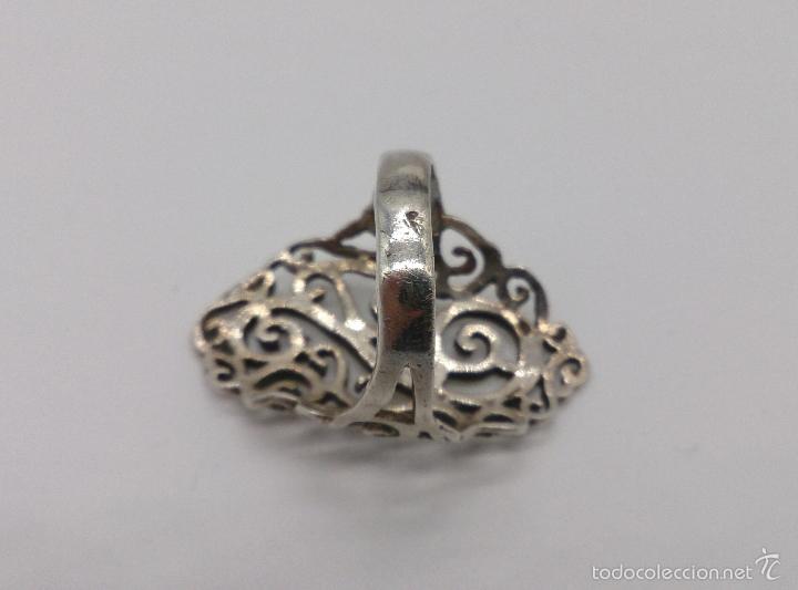 Joyeria: Anillo antiguo en plata de ley contrastada y bellamente labrada . - Foto 5