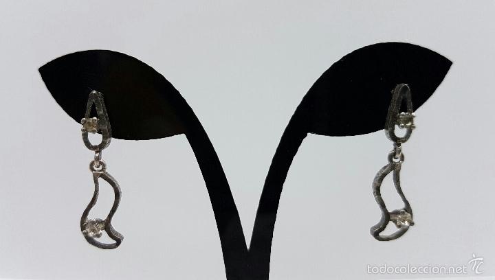 Joyeria: Pendientes antiguos en plata de ley con circonitas engarzadas . - Foto 2
