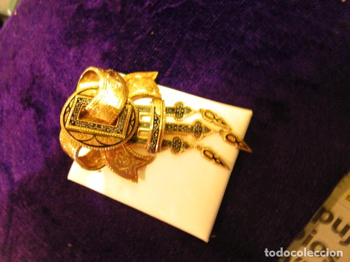 Joyeria: CONJUNTO BROCHE Y PENDIENTES ORO DEL PASADO SIGLO - Foto 15