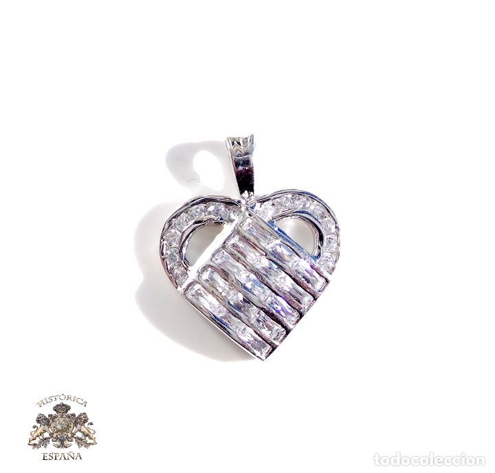 Joyeria: COLGANTE DE PLATA CON MARCA DE 925 EN FORMA DE CORAZ&Oacute;N Y PIEDRAS - Foto 1