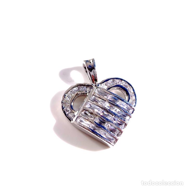 Joyeria: COLGANTE DE PLATA CON MARCA DE 925 EN FORMA DE CORAZ&Oacute;N Y PIEDRAS - Foto 2