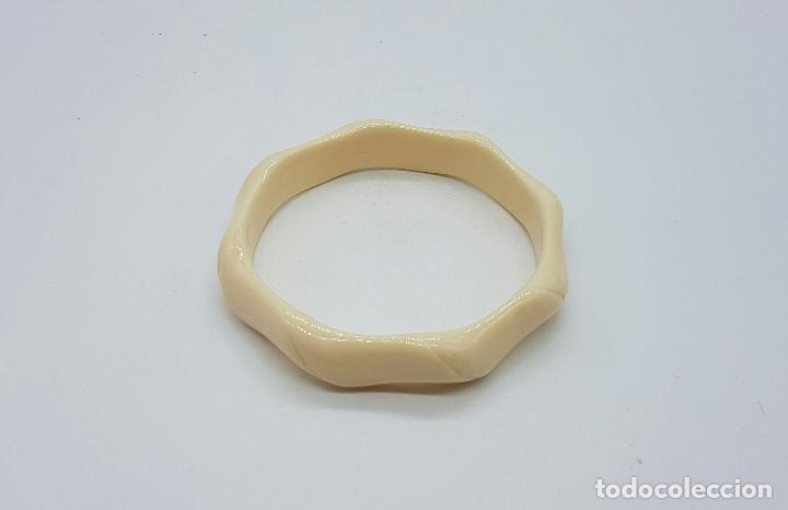 Joyeria: Brazalete antiguo en s&iacute;mil de marfil . - Foto 3
