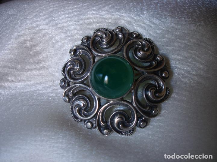 Joyeria: BROCHE DE PLATA RECORTADA Y CRISOFASA - Foto 2