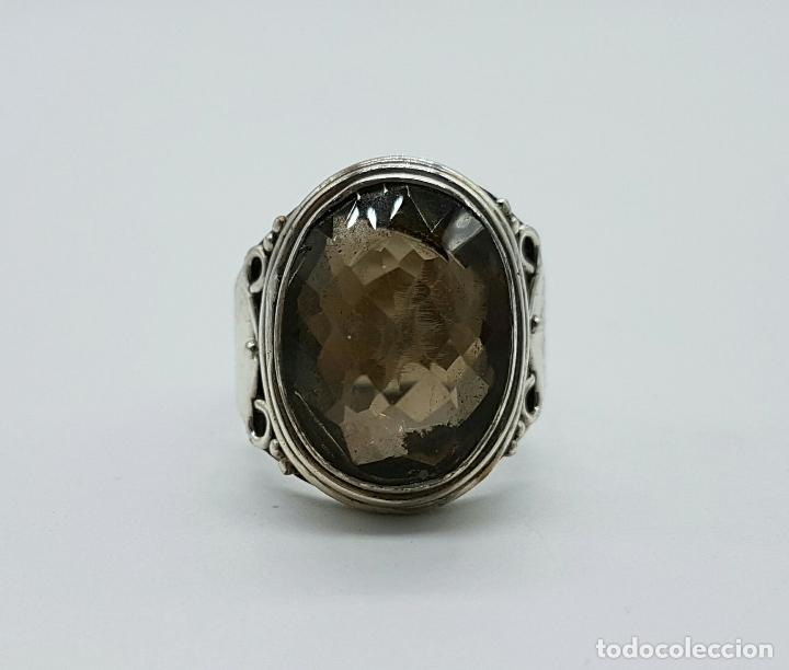 Joyeria: Gran anillo antiguo en plata de ley contrastada con cabujón de cuarzo ahumado bellamente facetado . - Foto 5 - 71498727
