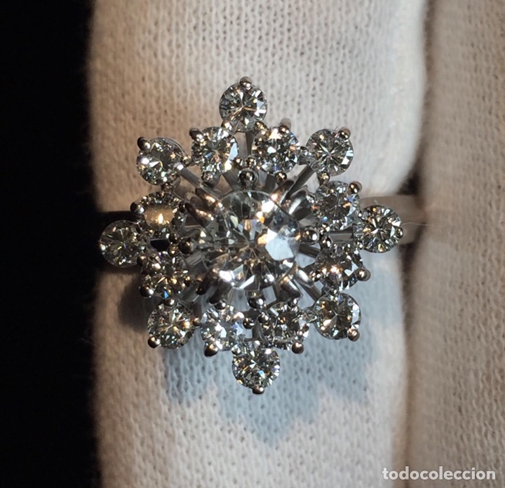 Joyeria: Anillo de platino cuajado de diamantes - Foto 1