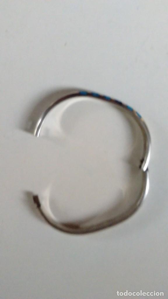 Joyeria: Pulsera de plata ovalada  rigida con incrustaciones en piedra azul - Foto 4