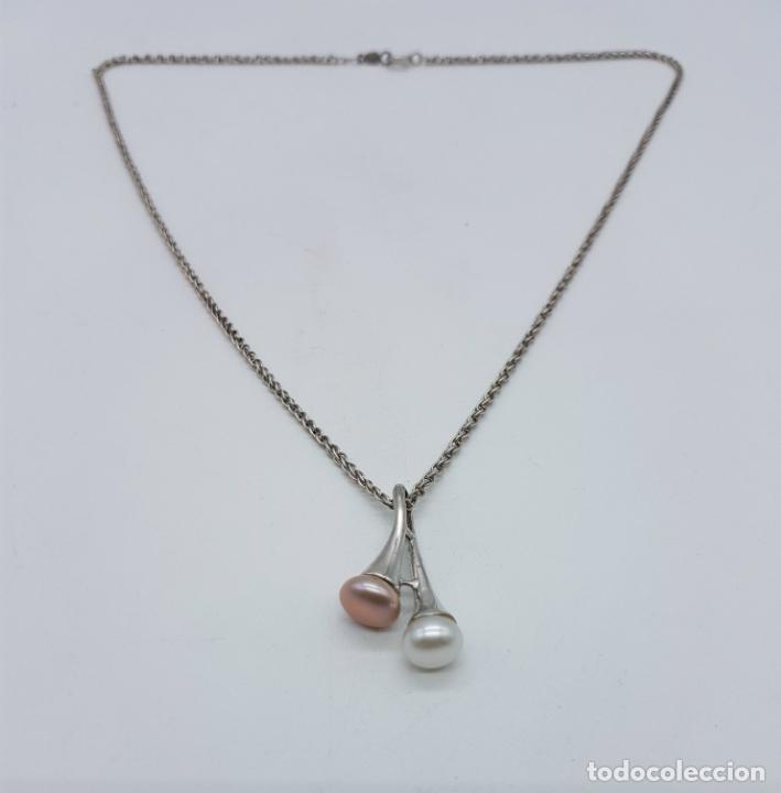 Joyeria: Sofisticada gargantilla en plata de ley 925 con perlas cultivadas en blanco y rosa pastel . - Foto 4