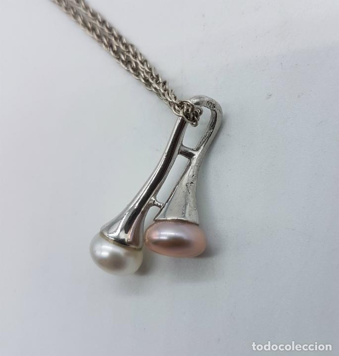 Joyeria: Sofisticada gargantilla en plata de ley 925 con perlas cultivadas en blanco y rosa pastel . - Foto 5