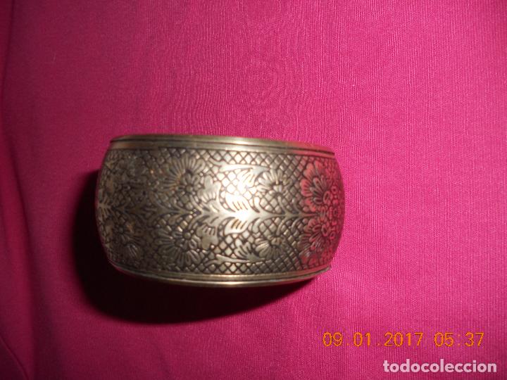 Joyeria: ANTIGUA PULSERA PLATEADA CON BONITOS TRABAJOS - Foto 4