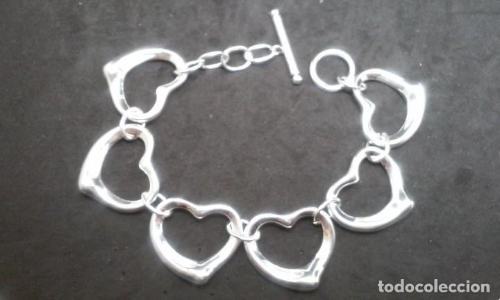 Joyeria: CONJUNTO COLGANTE PULSERA Y PENDIENTES CORAZON EN PLATA - Foto 2