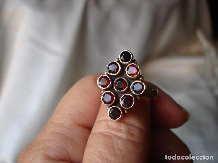 Joyeria: ANILLO DE PLATA Y GRANATES - Foto 1