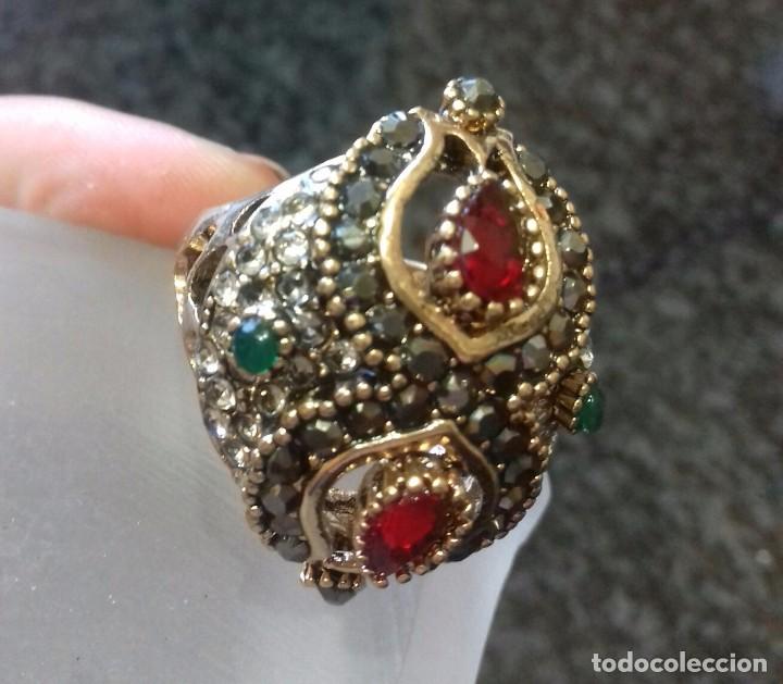 Joyeria: Anillo de bronce y piedras - Foto 3