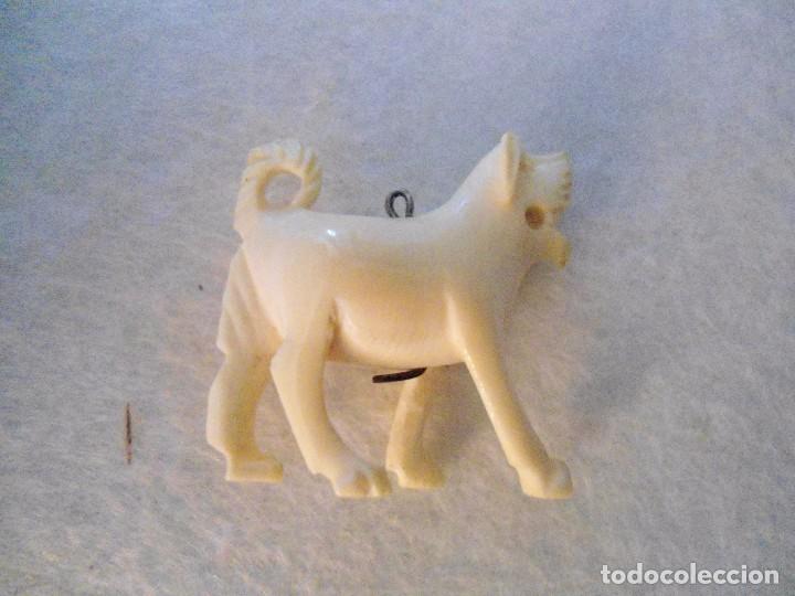 Joyeria: ANTIGUO COLGANTE PERRO - Foto 1