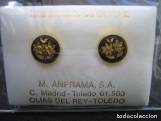 Gioielleria: Pendientes adamasquinados con motivos hispano arabes