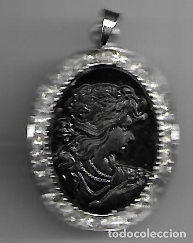 Joyeria: ANTIGUO CAMAFEO PLATEADO CON PIEDRECITAS - Foto 1