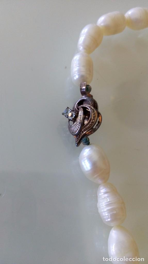 Joyeria: Collar de perlas de agua dulce con broche de plata chapada - Foto 2