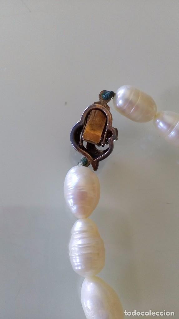 Joyeria: Collar de perlas de agua dulce con broche de plata chapada - Foto 3