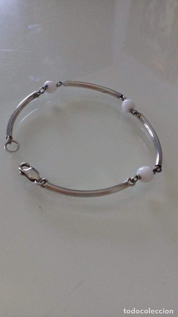 Joyeria: Pulsera de plata de ley con tres bolas blancas - Foto 1
