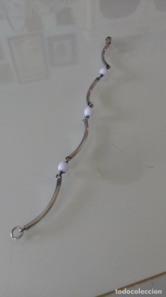 Joyeria: Pulsera de plata de ley con tres bolas blancas - Foto 3