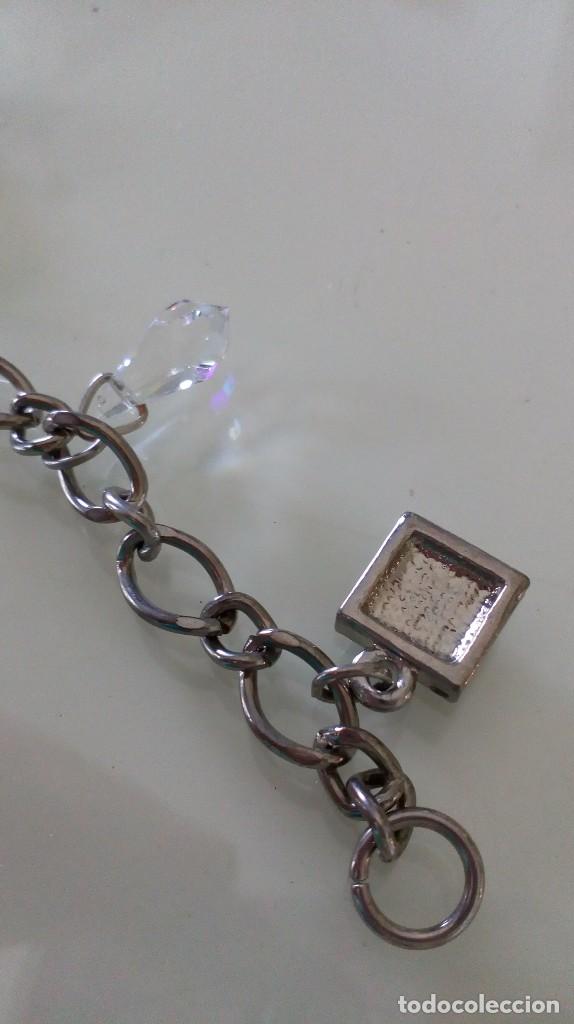 Joyeria: Pulsera con dijes plateada - Foto 6