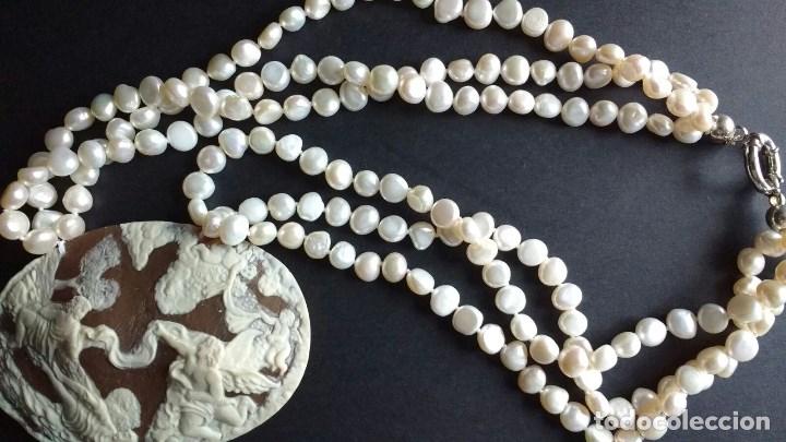 Joyeria: Collar de perla con camafeo de resina. - Foto 2