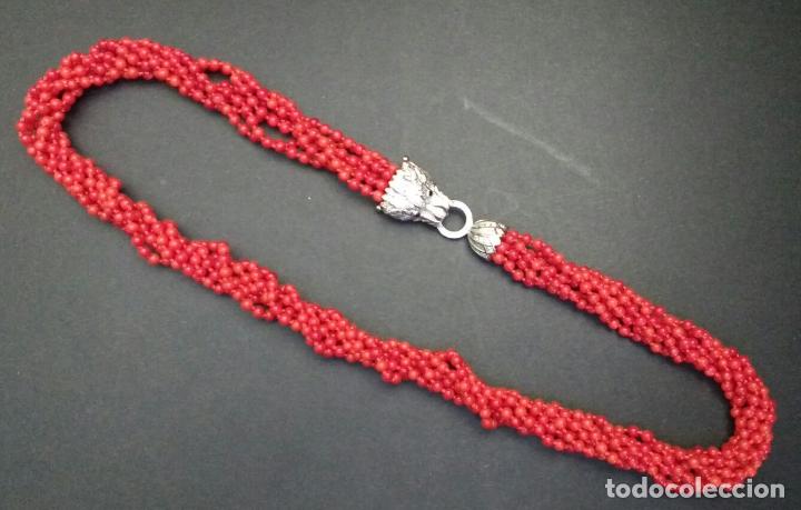 Joyeria: Collar coral con cierre de pantera. - Foto 1