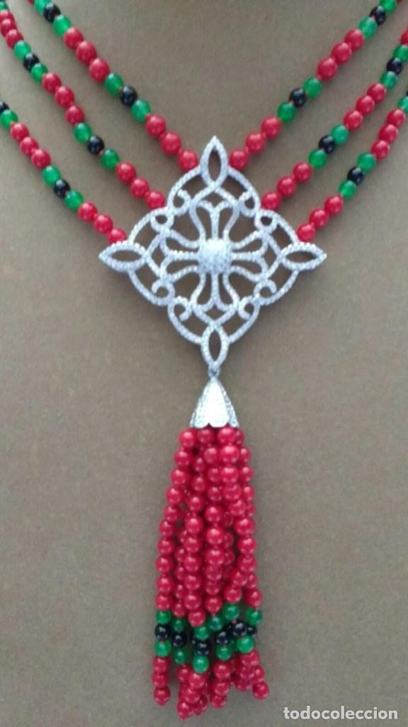 Joyeria: Collar de coral, jadeita y &ograve;nix. - Foto 3