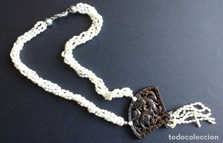 Joyeria: Collar perla de arroz y medall&oacute;n de jade. - Foto 1