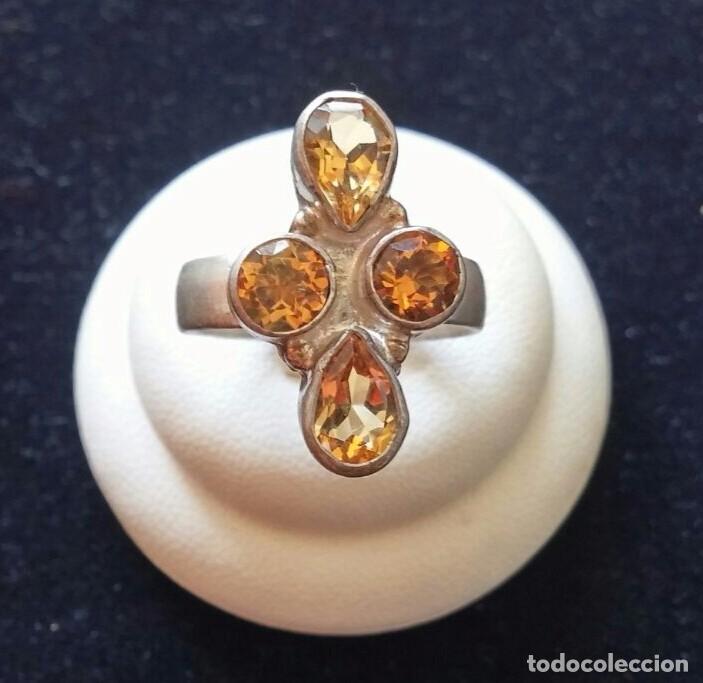 Joyeria: Anillo en Plata de Ley con Cruz de Citrinos - Foto 1