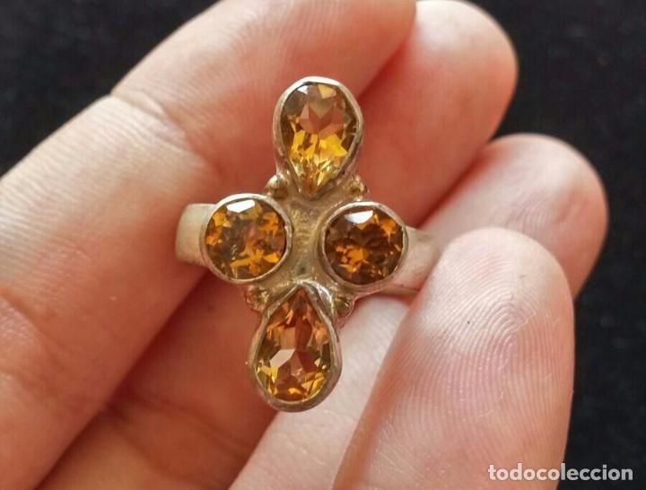 Joyeria: Anillo en Plata de Ley con Cruz de Citrinos - Foto 2