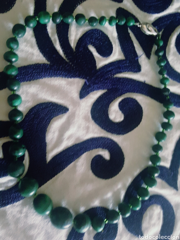 Joyeria: Collar de malaquitas con broche de plata - Foto 2