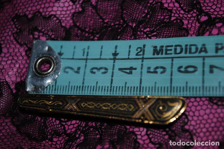 Joyeria: Antiguo broche pisacorbata damasquinado - Foto 5