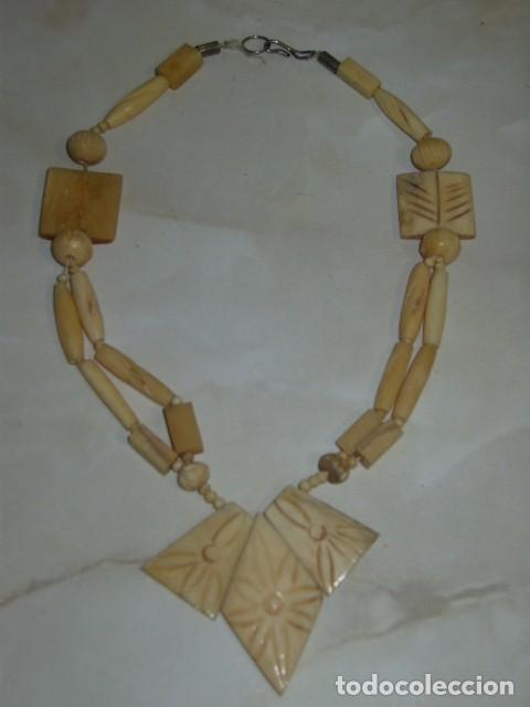 Joyeria: COLLAR DE HUESO,A&Ntilde;OS 70. - Foto 2