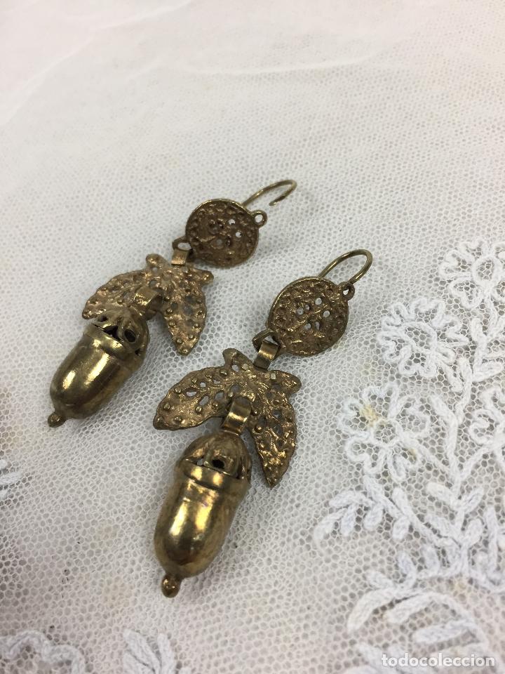 Joyeria: Pendientes de bellota. Indumentaria tradicional. - Foto 2