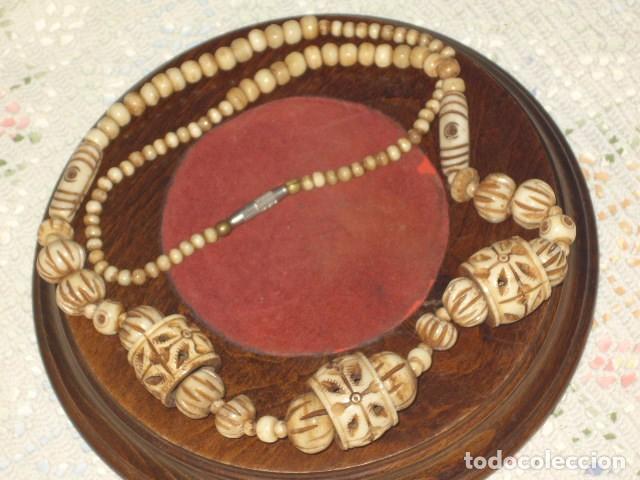 Joyeria: COLLAR LARGO DE HUESO A&Ntilde;OS 70. - Foto 1