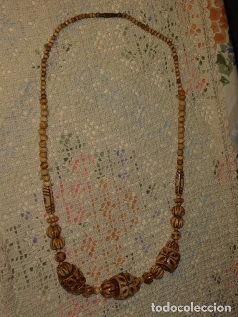 Joyeria: COLLAR LARGO DE HUESO A&Ntilde;OS 70. - Foto 7