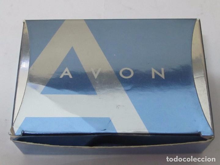 Joyeria: PENDIENTES PLATEADOS DE AVON, CON ESTUCHE - Foto 2